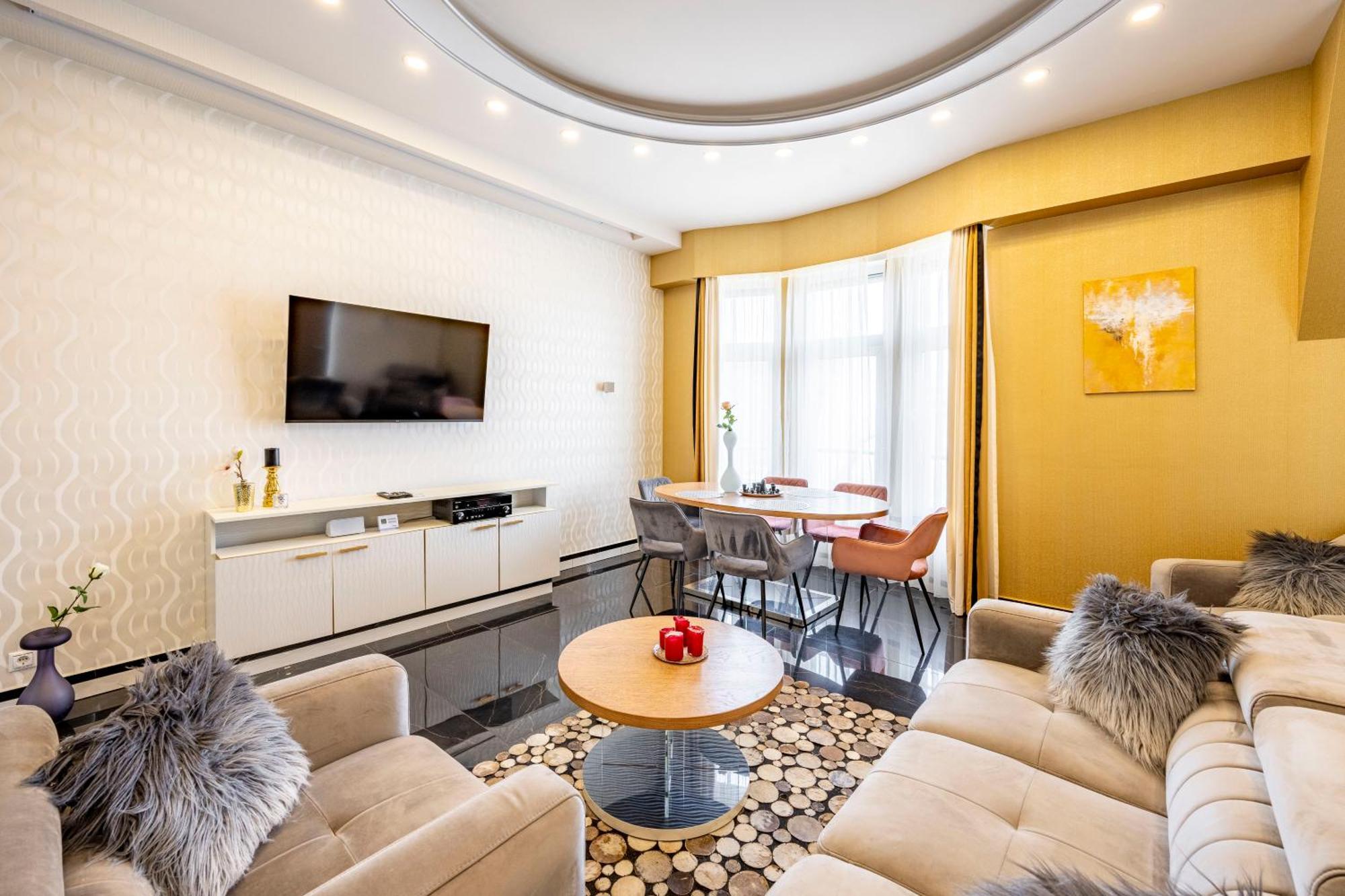 Luxury Royal Central Apartment By Prestige Homes Budapest Extérieur photo