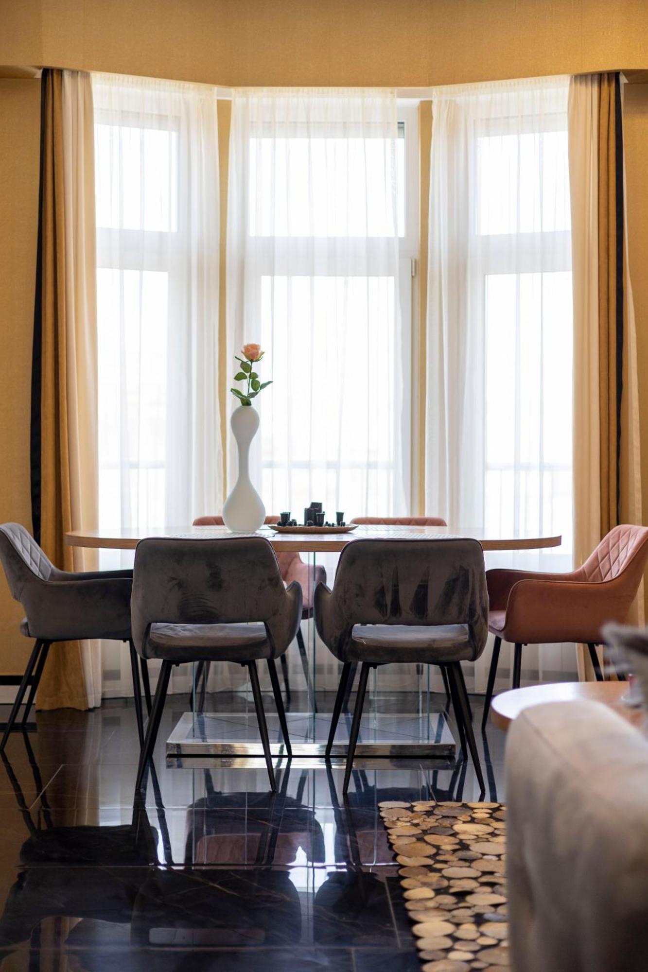 Luxury Royal Central Apartment By Prestige Homes Budapest Extérieur photo