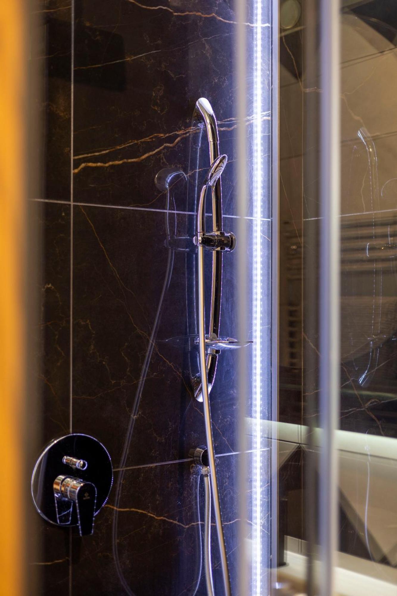 Luxury Royal Central Apartment By Prestige Homes Budapest Extérieur photo
